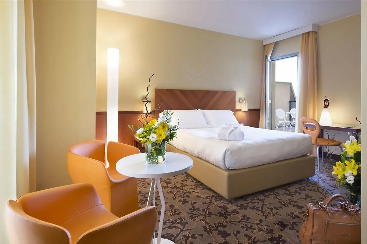 Una Hotels Mediterraneo Milano Milan