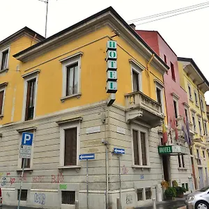 Hotel Trentina, Milão