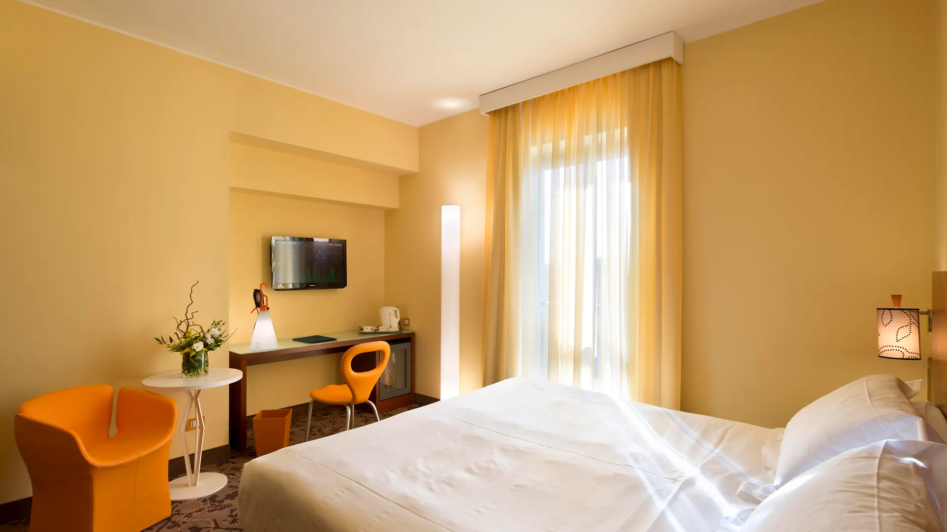 Una Hotels Mediterraneo Milano
