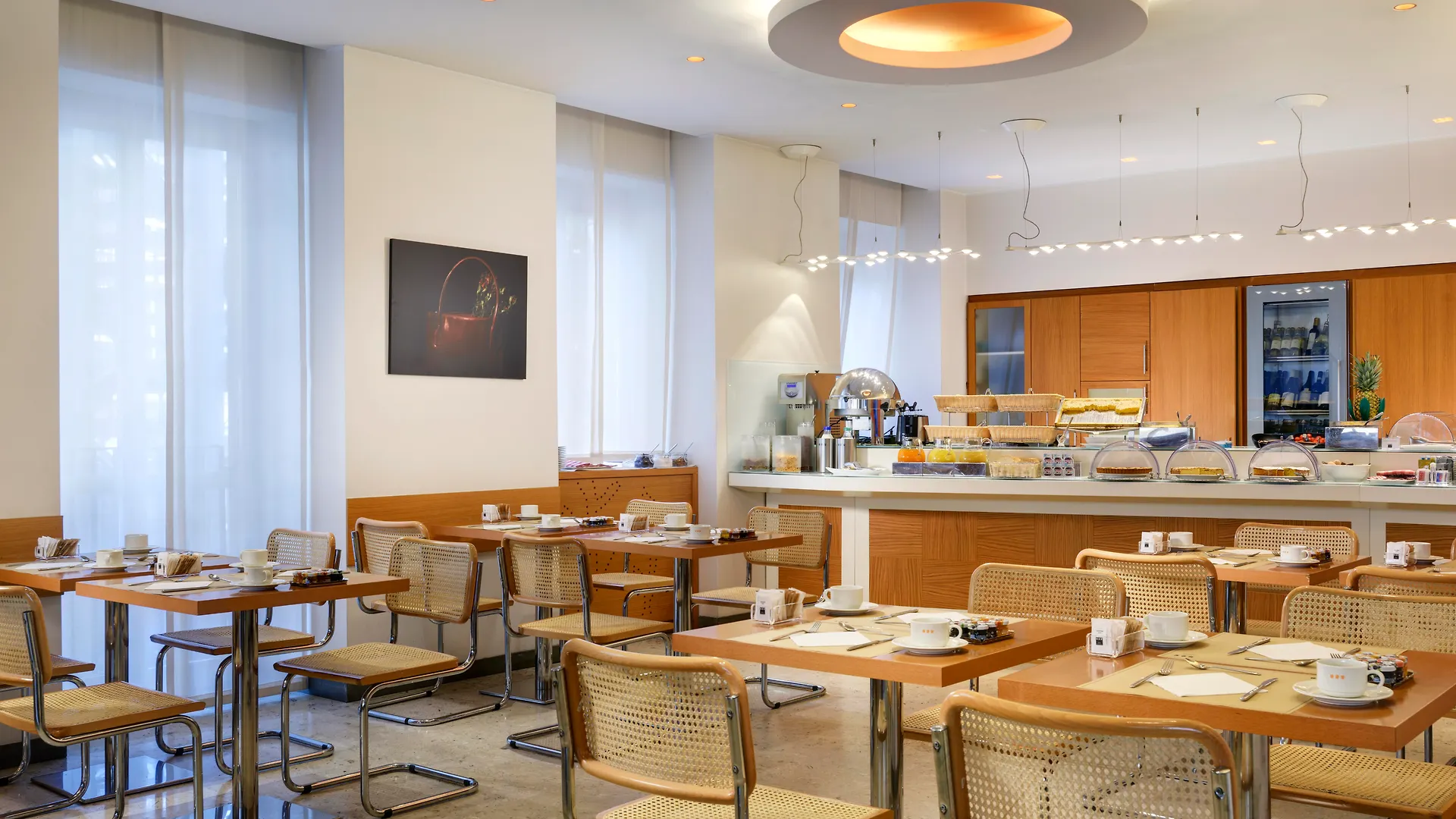 Una Hotels Mediterraneo Milano 4*, Milan Italy