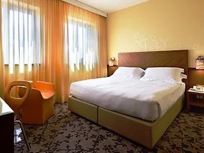 Una Hotels Mediterraneo Milano  Milan