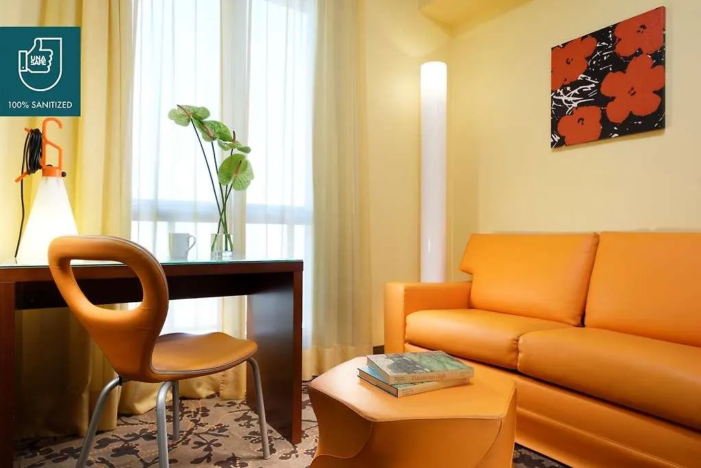 Una Hotels Mediterraneo Milano 4*,  Itália